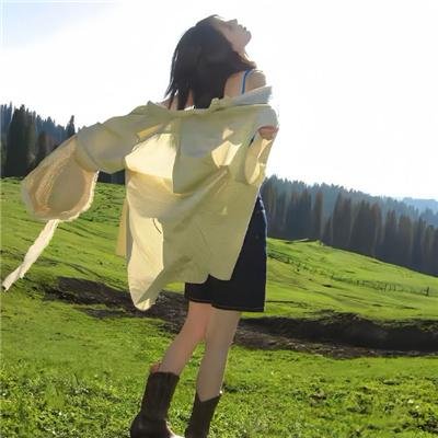 一楼一鬼 海报